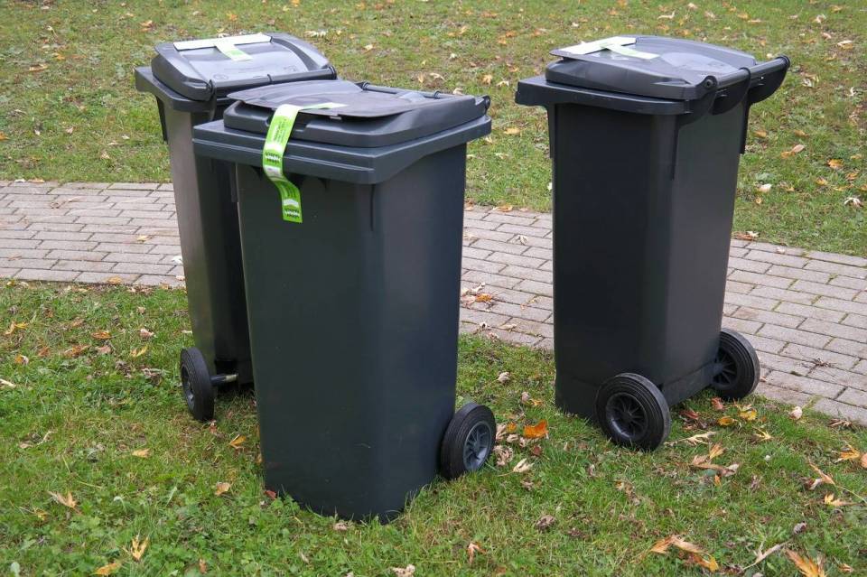 Zasady i terminy odbioru odpadów komunalnych na terenie Gminy Czarnożyły